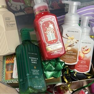 5 new Bath & Body Works Bright Christmas Morning vanilla bean Foaming Hand Soap